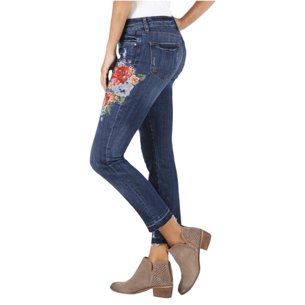 Kut from the Kloth Connie Floral Embroidered Ankle Crop Raw Edge Jeans - Picture 4 of 14